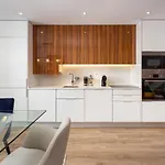 Apartamento Stupendo- Two Rooms, Patio With Refreshing Pond-center-air Conditioning *