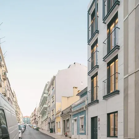 Stupendo- Two Rooms, Patio With Refreshing Pond-center-air Conditioning 아파트